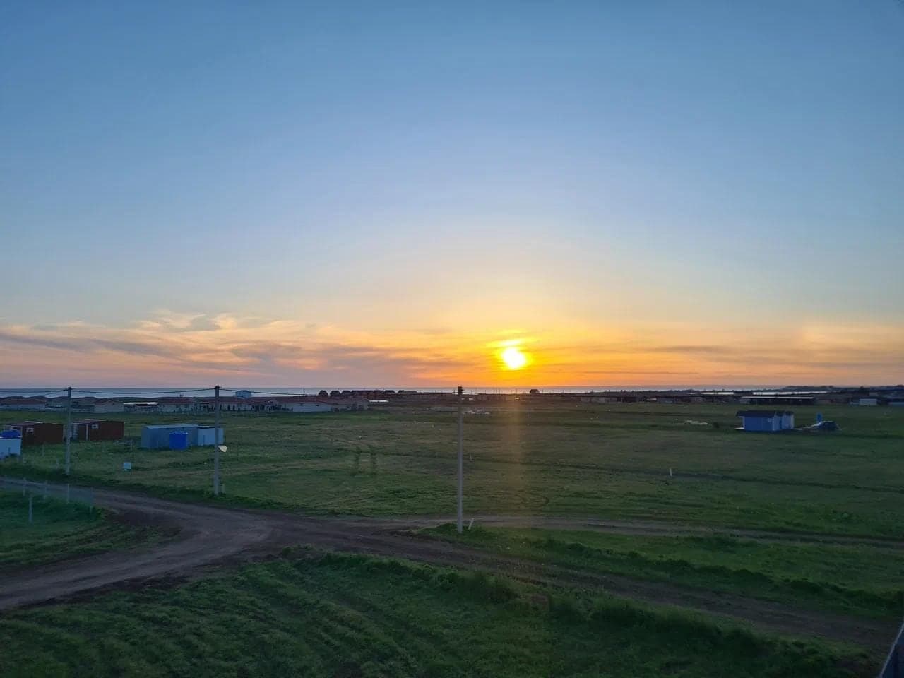 The village of Molochnoye at sunset